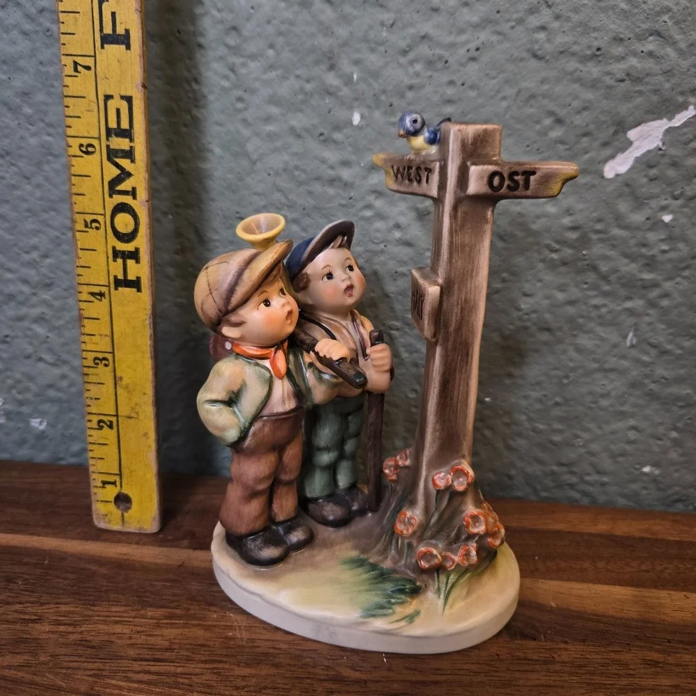 Hummel 331 Crossroads Germany 1955